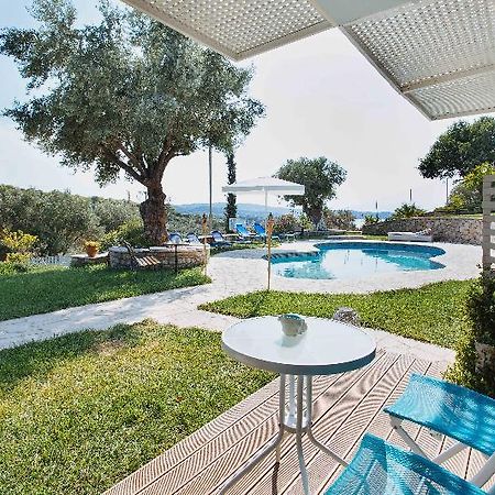 Sunny Place Resort Крадинион Екстериор снимка