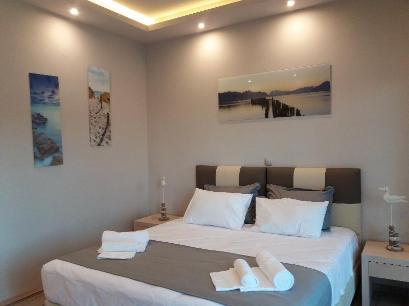 Sunny Place Resort Крадинион Екстериор снимка