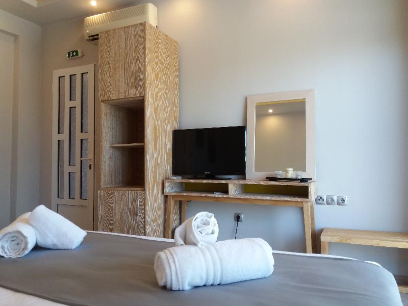 Sunny Place Resort Крадинион Екстериор снимка