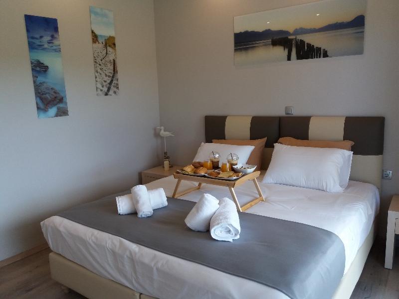 Sunny Place Resort Крадинион Екстериор снимка