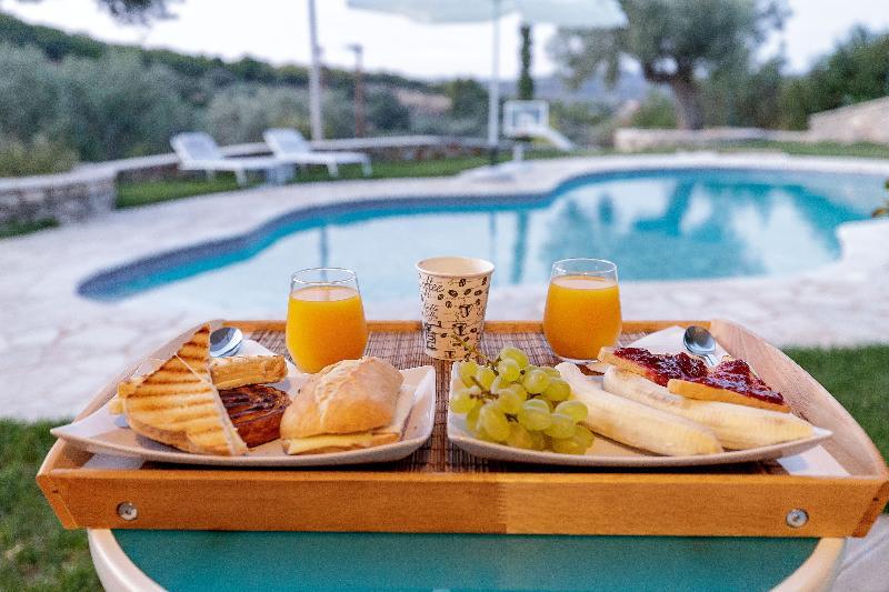 Sunny Place Resort Крадинион Екстериор снимка